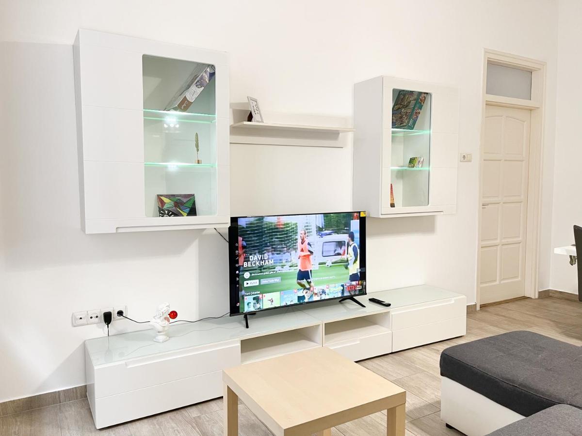 Majestic Residency - 3 Bedrooms Apartment ブダペスト エクステリア 写真