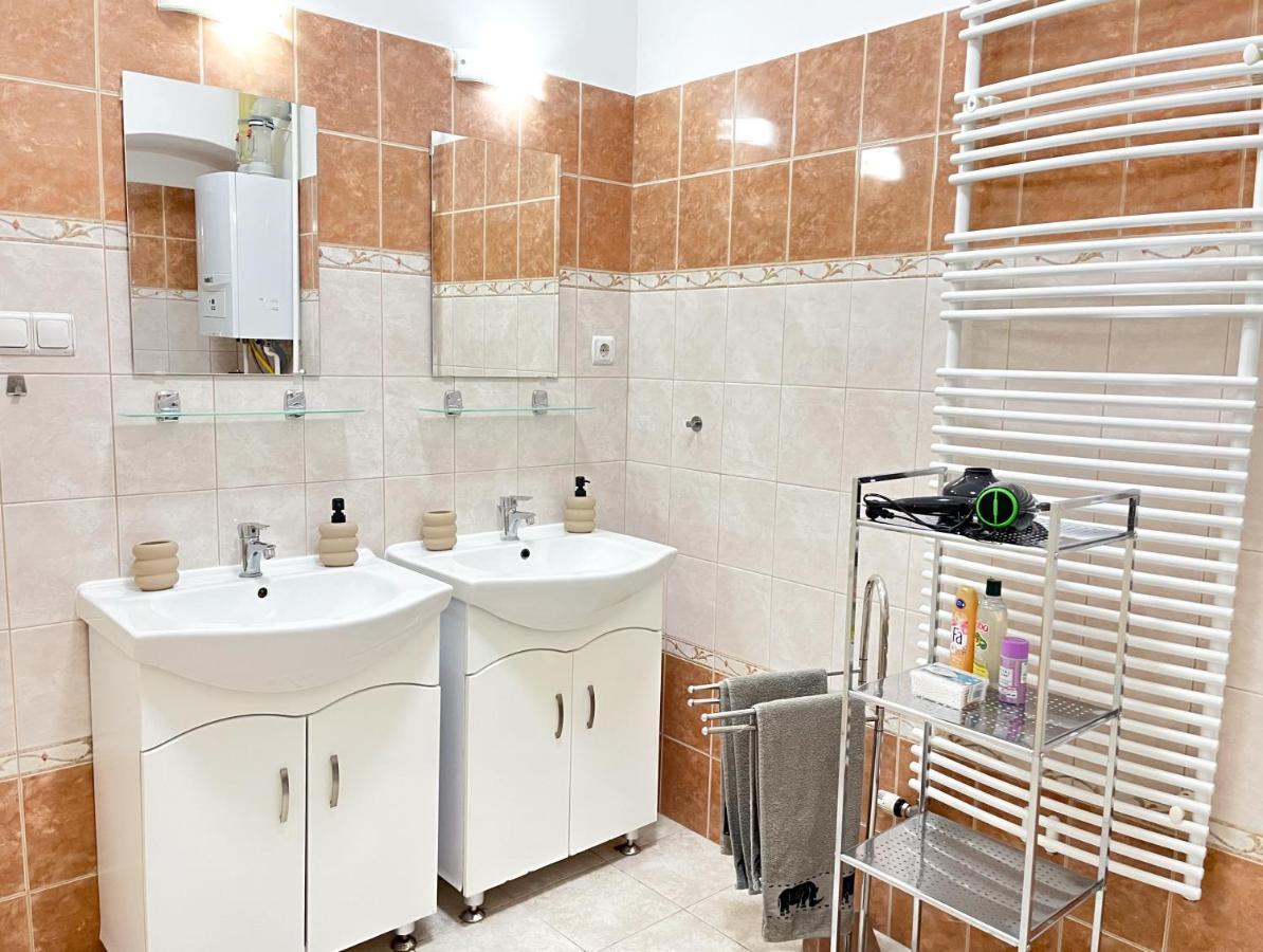 Majestic Residency - 3 Bedrooms Apartment ブダペスト エクステリア 写真