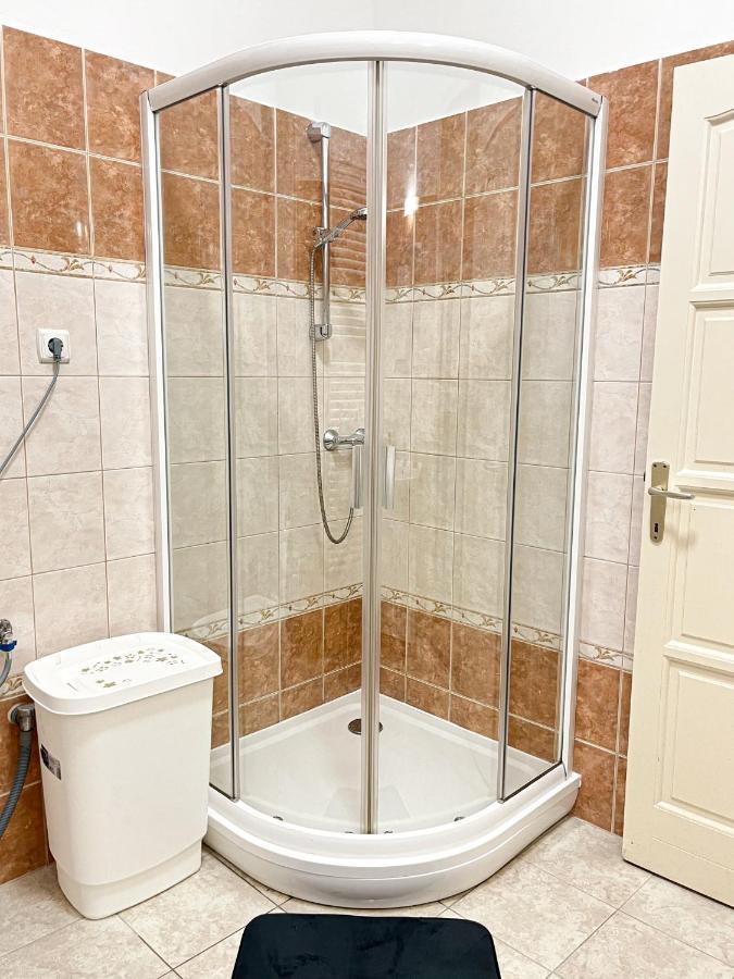 Majestic Residency - 3 Bedrooms Apartment ブダペスト エクステリア 写真
