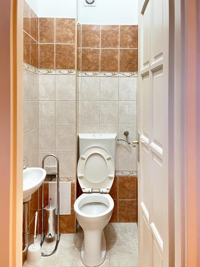 Majestic Residency - 3 Bedrooms Apartment ブダペスト エクステリア 写真