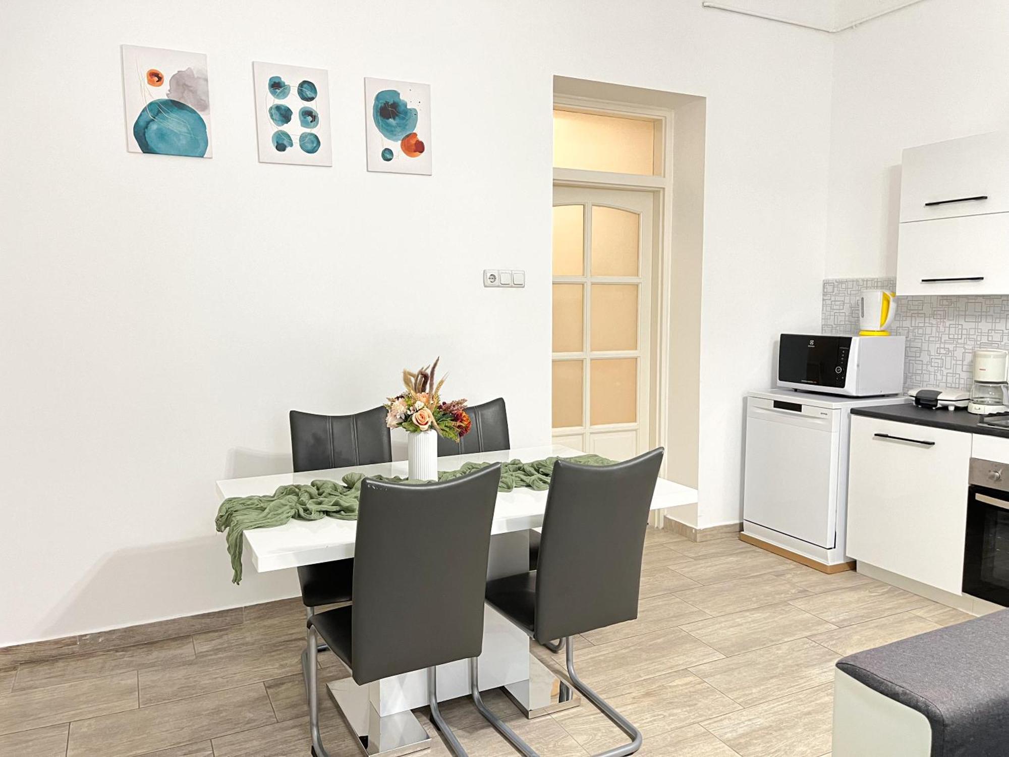Majestic Residency - 3 Bedrooms Apartment ブダペスト エクステリア 写真